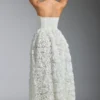 Abito a corsetto con applicazioni floreali decorato Camellia in bianco Abito a corsetto con applicazioni floreali decorato Camellia in bianco