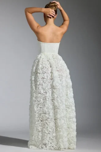 Abito a corsetto con applicazioni floreali decorato Camellia in bianco Abito a corsetto con applicazioni floreali decorato Camellia in bianco