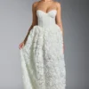 Abito a corsetto con applicazioni floreali decorato Camellia in bianco Abito a corsetto con applicazioni floreali decorato Camellia in bianco