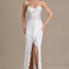 Abito a corsetto in pizzo decorato Beatrix Premium in bianco Abito a corsetto in pizzo decorato Beatrix Premium in bianco