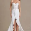 Abito a corsetto in pizzo decorato Beatrix Premium in bianco Abito a corsetto in pizzo decorato Beatrix Premium in bianco