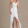 Abito a corsetto in pizzo decorato Beatrix Premium in bianco Abito a corsetto in pizzo decorato Beatrix Premium in bianco