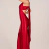 Abito asimmetrico con lacci sul retro Adelina in rosso rosa