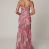 Abito corsetto asimmetrico con ruches Haruna in fantasia floreale sfocata Abito corsetto asimmetrico con ruches Haruna in fantasia floreale sfocata