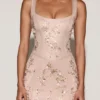 Abito corsetto con scollo morbido e applicazioni decorative Vasanta in oro
