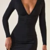 Abito corto A-line con scollo profondo e ruches in TENCEL™ Modal, colore nero Abito corto A-line con scollo profondo e ruches in TENCEL™ Modal, colore nero