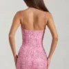 Abito corto aderente con scollo rotondo e decorazioni Lunetta in rosa Abito corto aderente con scollo rotondo e decorazioni Lunetta in rosa