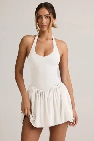 Abito corto Reanna in modal con scollo all’americana e schiena scoperta, colore bianco Abito corto Reanna in modal con scollo all’americana e schiena scoperta, colore bianco