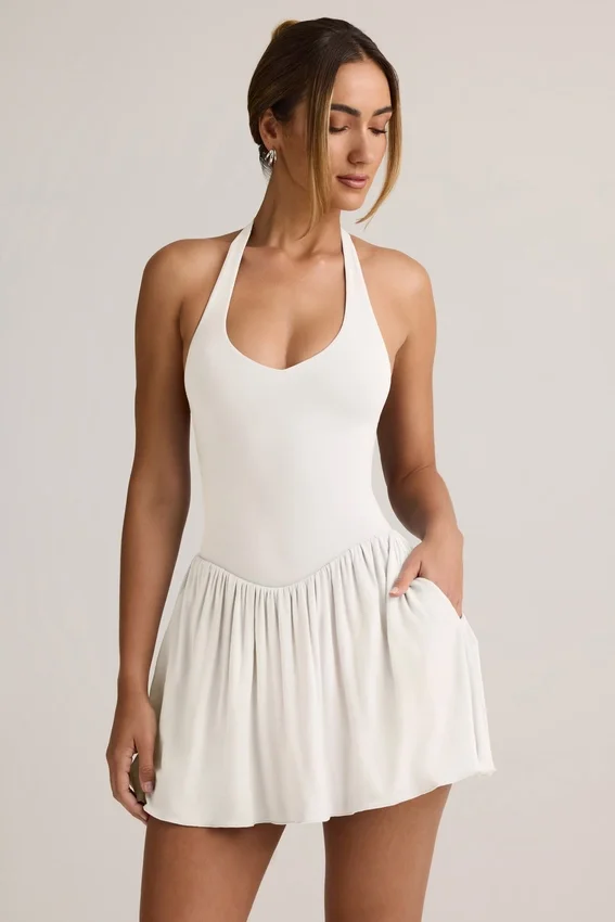 Abito corto Reanna in modal con scollo all’americana e schiena scoperta, colore bianco Abito corto Reanna in modal con scollo all’americana e schiena scoperta, colore bianco