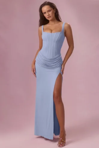 Abito da damigella d’onore drappeggiato in rete Rosina in azzurro polvere