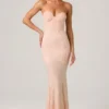 Abito da sera Vesna con scollo a cuore e strascico a sirena, decorato, in rosa antico Abito da sera Vesna con scollo a cuore e strascico a sirena, decorato, in rosa antico