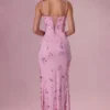 Abito lungo a corsetto decorato Primara in rosa zucchero filato Abito lungo a corsetto decorato Primara in rosa zucchero filato