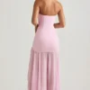 Abito lungo asimmetrico senza spalline con gonna a sirena Melina in rosa tenue Abito lungo asimmetrico senza spalline con gonna a sirena Melina in rosa tenue