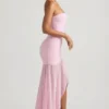 Abito lungo asimmetrico senza spalline con gonna a sirena Melina in rosa tenue Abito lungo asimmetrico senza spalline con gonna a sirena Melina in rosa tenue