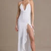 Abito lungo con collo a cappuccio e schiena scoperta in chiffon Emmeline, bianco Abito lungo con collo a cappuccio e schiena scoperta in chiffon Emmeline, bianco