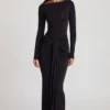 Abito lungo con scollo a barchetta e drappeggi in morbido jersey Mericia, colore nero Abito lungo con scollo a barchetta e drappeggi in morbido jersey Mericia, colore nero
