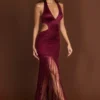 Abito lungo con scollo a V e frange Solferina in rosso vino Abito lungo con scollo a V e frange Solferina in rosso vino