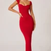 Abito lungo Dolcezza con scollo a cuore in rosso Abito lungo Dolcezza con scollo a cuore in rosso
