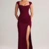 Abito lungo Elva in modal con scollo a cuore e vita arricciata, color vino Abito lungo Elva in modal con scollo a cuore e vita arricciata, color vino