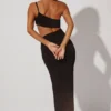 Abito lungo monospalla con cut-out Ishtar in nero Abito lungo monospalla con cut-out Ishtar in nero