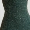 Abito lungo senza spalline con collo a cappuccio decorato La Rochette in verde smeraldo