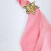 Abito lungo Taveuni con collo a cappuccio e dettagli metallici, stampa orchidea rosa Abito lungo Taveuni con collo a cappuccio e dettagli metallici, stampa orchidea rosa