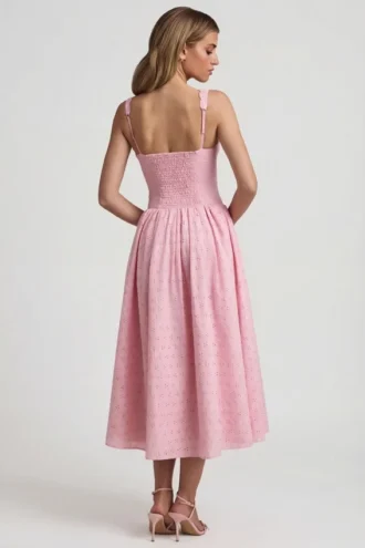 Abito midi A-line con fiocco in broderie anglaise Saidey in rosa tenue