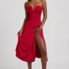 Abito midi svasato senza spalline in jersey slinky Joely, colore rosso vero