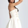 Abito mini a corsetto con applicazioni floreali Mirabelle in avorio