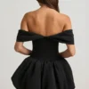 Abito mini a corsetto con spalle scoperte e orlo a palloncino a strati Jessamy in nero
