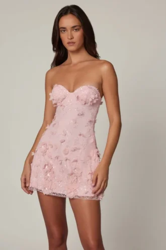 Abito mini a trapezio con decorazioni Edita in rosa balletto