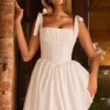 Abito mini con corpetto arricciato Marianna in bianco