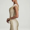 Abito mini drappeggiato con spalle scoperte in raso Maeve, colore avorio