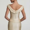 Abito mini drappeggiato con spalle scoperte in raso Maeve, colore avorio