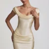 Abito mini drappeggiato con spalle scoperte in raso Maeve, colore avorio