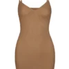 Abito slip mini Intimates in morbida rete con scollo a V color mandorla Abito slip mini Intimates in morbida rete con scollo a V color mandorla