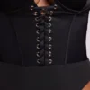 Body corsetto con scollo a V e allacciatura in raso Yelda, nero Body corsetto con scollo a V e allacciatura in raso Yelda, nero