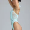 Body estivo con scollo all’americana e allacciatura in blu ghiaccio Body estivo con scollo all’americana e allacciatura in blu ghiaccio
