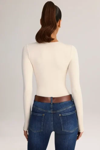 Body Ziva in modal a maniche lunghe con scollo rotondo, color crema