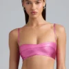 Bralette corta in denim metallizzato Kennedy in rosa intenso Bralette corta in denim metallizzato Kennedy in rosa intenso
