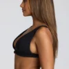 Bralette in pile con scollo a V da casa in nero Bralette in pile con scollo a V da casa in nero