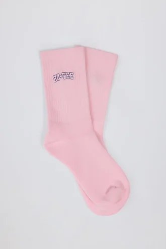 Calzini a mezzo gambale a costine in rosa cipria Calzini a mezzo gambale a costine in rosa cipria