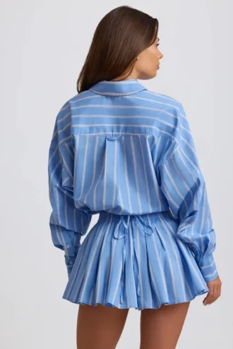 Shorts a pieghe in popeline di cotone a righe blu