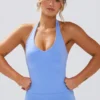 Canotta Define Luxe con scollo all’americana in azzurro Canotta Define Luxe con scollo all’americana in azzurro