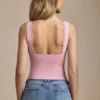 Canotta Elinda con scollo a V e bordi smerlati in TENCEL™ Modal, colore rosa tenue Canotta Elinda con scollo a V e bordi smerlati in TENCEL™ Modal, colore rosa tenue