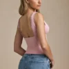Canotta Elinda con scollo a V e bordi smerlati in TENCEL™ Modal, colore rosa tenue Canotta Elinda con scollo a V e bordi smerlati in TENCEL™ Modal, colore rosa tenue