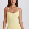 Canotta Soft Active con spalline incrociate in giallo limone Canotta Soft Active con spalline incrociate in giallo limone