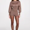 Mini shorts in maglia a vita media Antonia in color moka Mini shorts in maglia a vita media Antonia in color moka