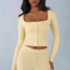Cardigan a maniche lunghe in maglia Tahlia, colore giallo burro Cardigan a maniche lunghe in maglia Tahlia, colore giallo burro
