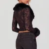 Cardigan Noemy in pizzo trasparente con bordi in pelliccia sintetica, colore nero Cardigan Noemy in pizzo trasparente con bordi in pelliccia sintetica, colore nero